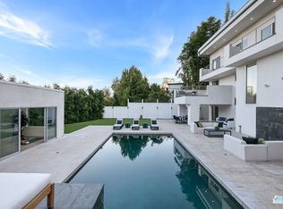 8710 Saint Ives Dr, Los Angeles, CA 90069
