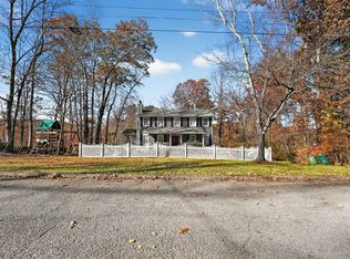 3301 Gumstand Dr, Powell, TN 37849