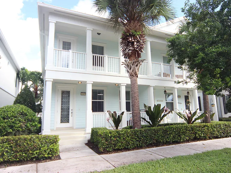 1165 Islamorada Dr — Photo 1