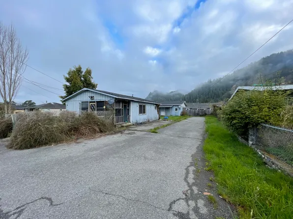 386 Center St, Rio Dell, CA 95562
