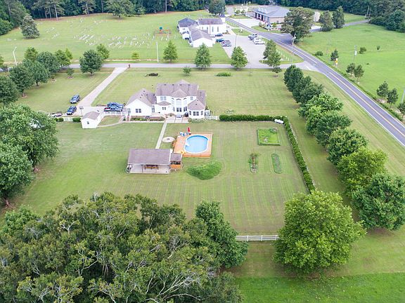 4th image of 2728 Shirley Landing Dr