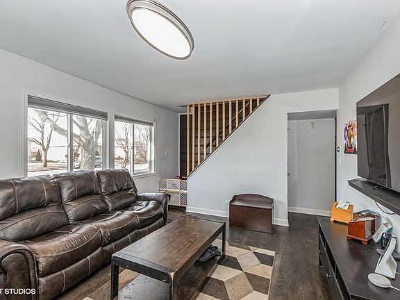 2nd image of 9025 McVicker Ave