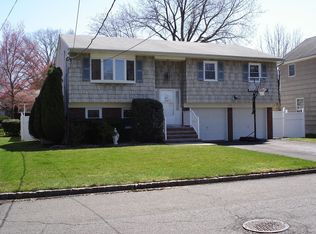 53 Fulton St, Clark, NJ 07066