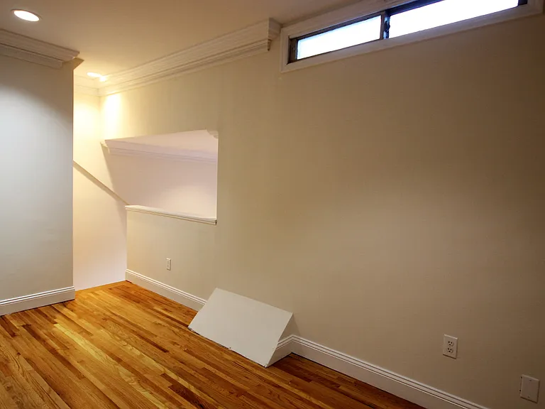 173 W 85th St #9 — Photo 6