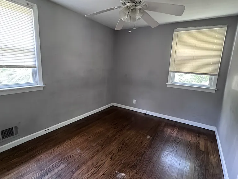 21 Sachem Rd — Photo 11