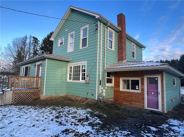 140 Brooklyn St, Portville, NY 14770
