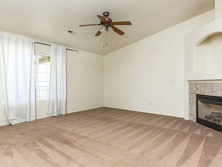 4822 Rusty Nail Point #202 — Photo 4