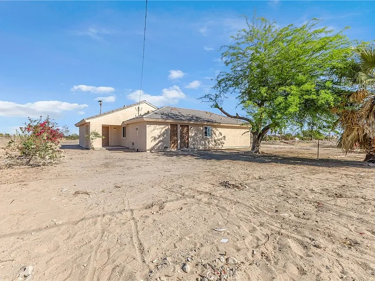 1341 Beach Club Dr — Photo 28