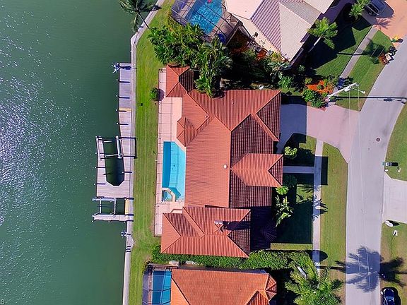 4th image of 815 Bluebonnet Ct