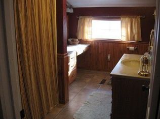 217 S Elm Ave, Gillett, WI 54124