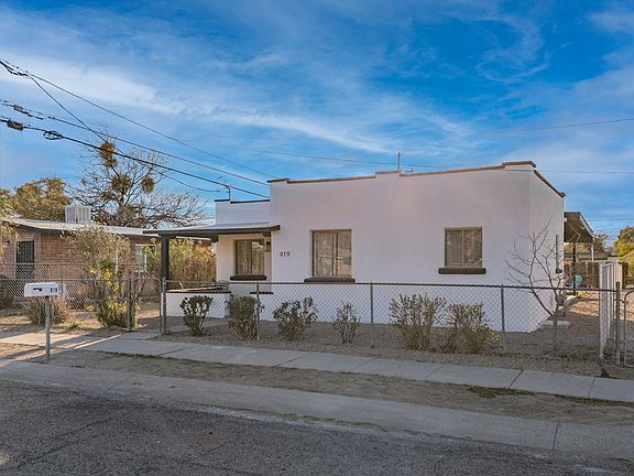 2nd image of 919 N Cuesta Ave