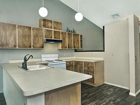 4th image of 3223 W Tonopah Dr