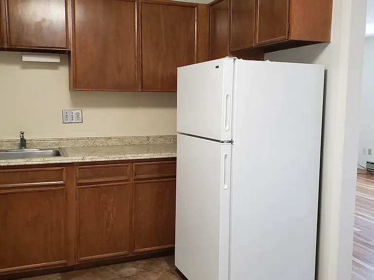 26 Hallock St #7 — Photo 8