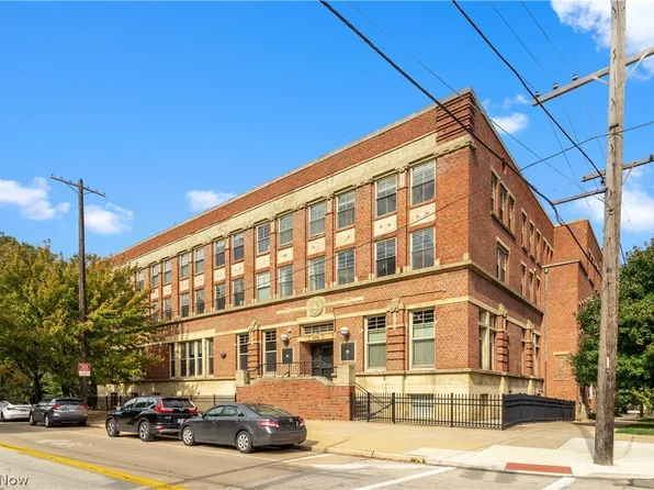 3200 Franklin Blvd #3, Cleveland, OH 44113