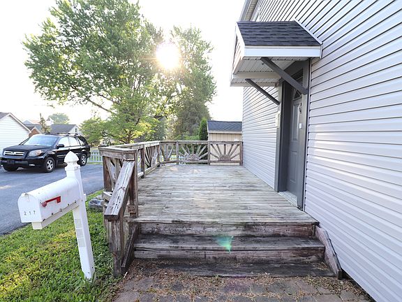 2nd image of 217 Raspberry Ln