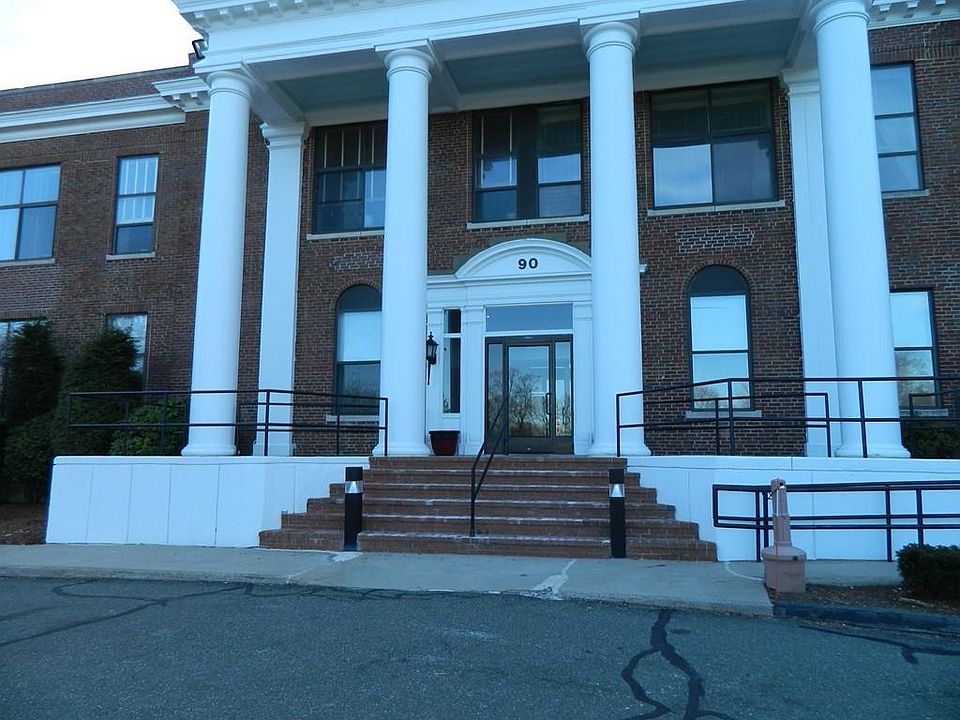 1st image of 90 Sea St APT 115