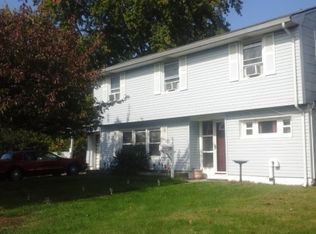 285 Lake Ave, Deer Park, NY 11729