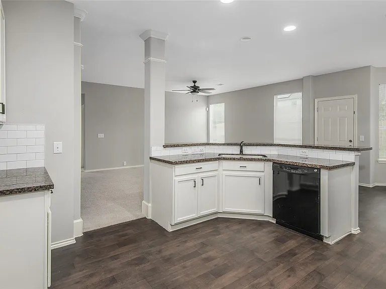 2907 Acacia Fair Ln — Photo 19
