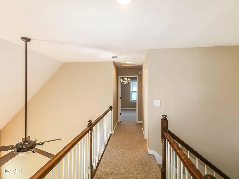 547 Great Fls — Photo 18