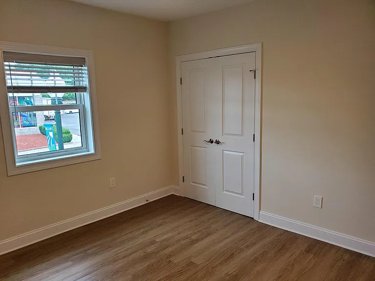 207 W Main St #1 — Photo 11