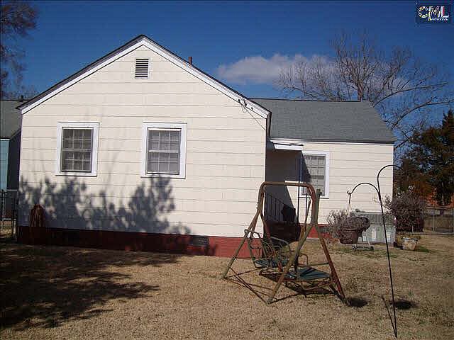 2nd image of 211 Church St