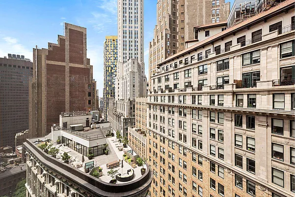 Sold by Douglas Elliman | media 14