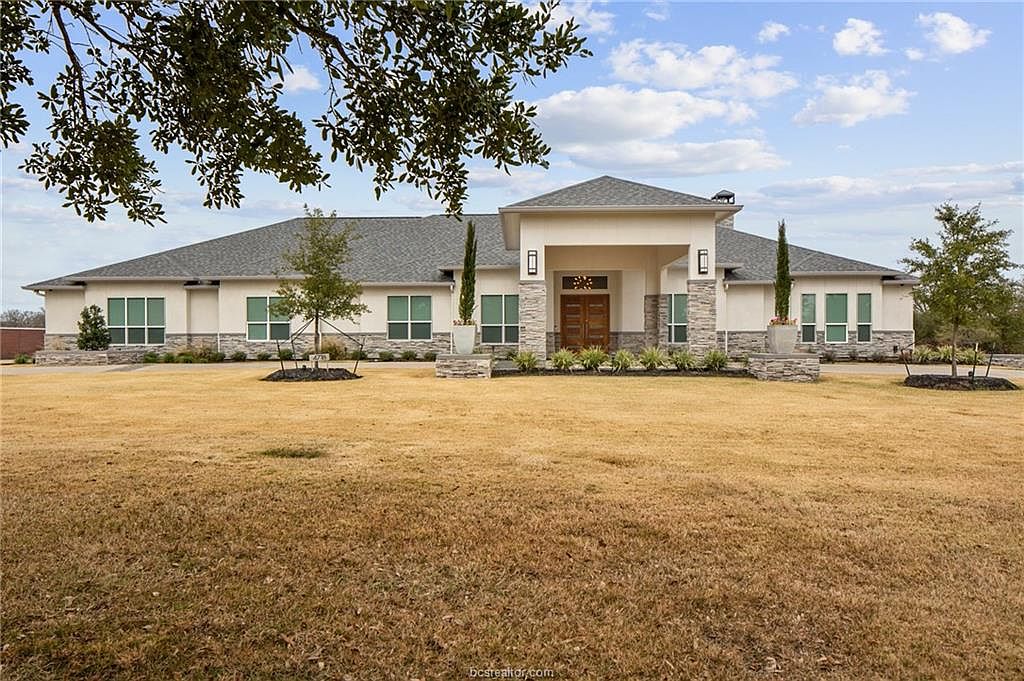 4718 Miramont Cir, Bryan, TX 77802 Zillow