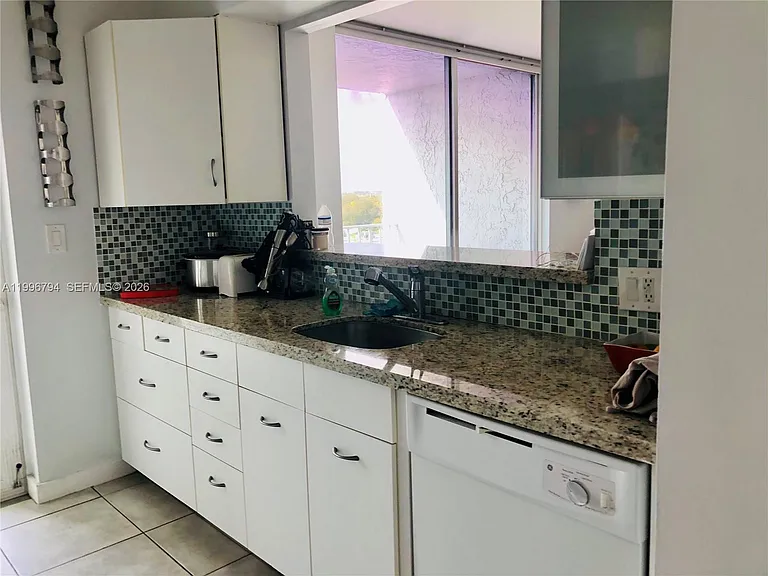 650 NE 64th St #G609 — Photo 12