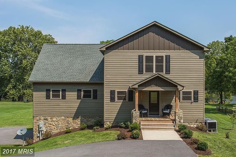 2nd image of 999 Osprey Ln