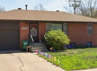 4210 S 49th St #1, Lincoln, NE 68506