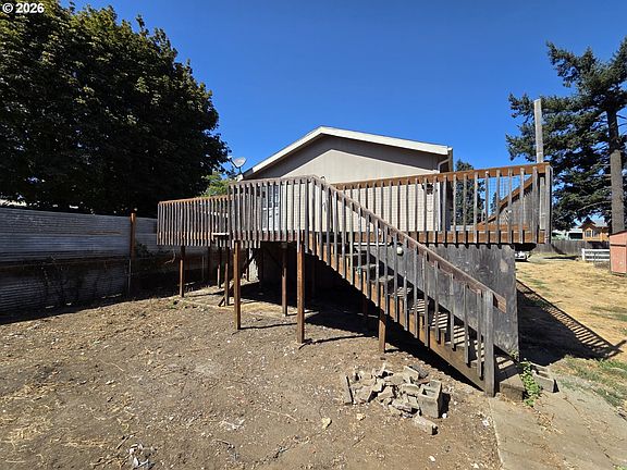 4th image of 130 2nd St