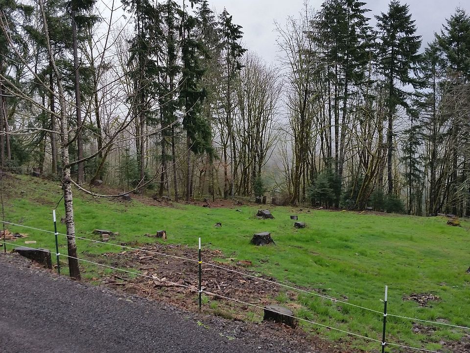 2nd image of 148 Charity Rd