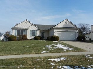 12397 Sea Pines Dr, Dewitt, MI 48820