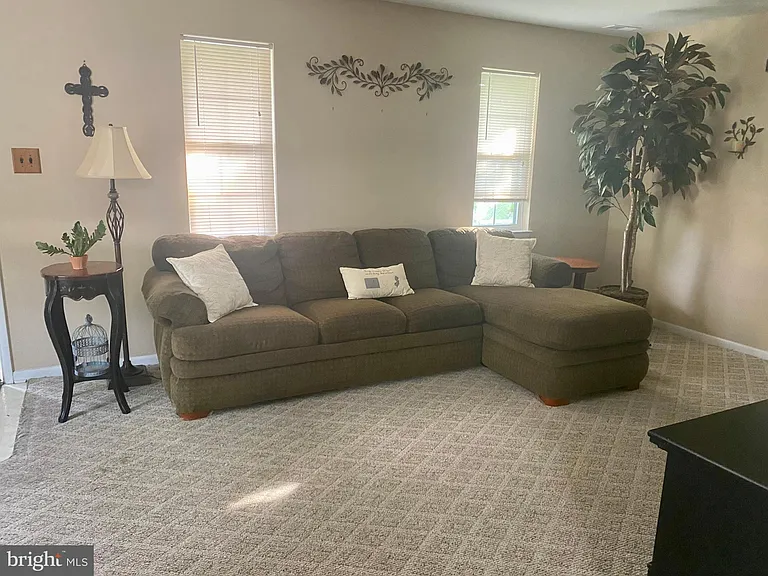 126 Fellowship Ln — Photo 3