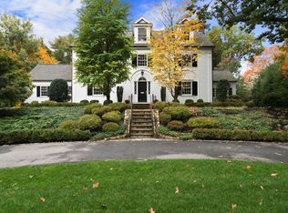 18 Woodcliff Rd, Wellesley, MA 02481