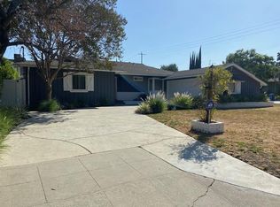 16552 Hartsook St, Encino, CA 91436
