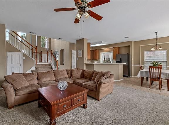 2nd image of 5607 Westwood Ln