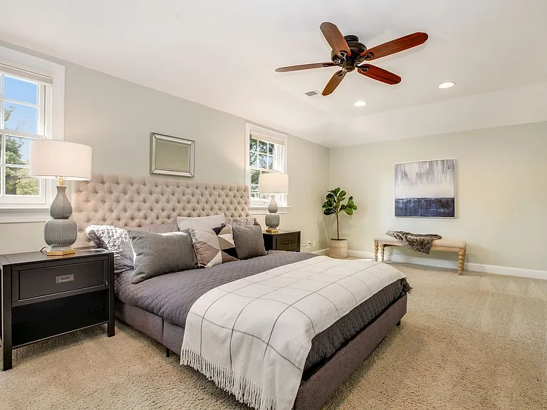 3233 Stephenson Pl NW — Photo 20