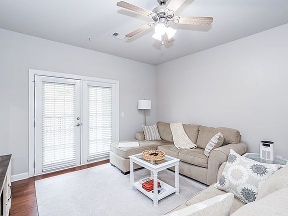 2nd image of 1101 Molly Barr Rd #404