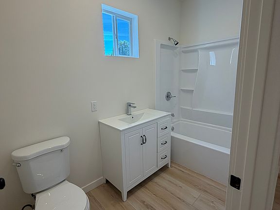 5th image of 5342 Don Pio Dr
