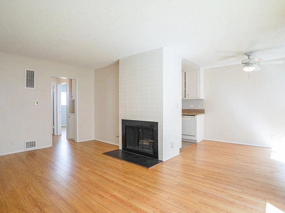 1st image of 1536 Brockton Ave APT 6