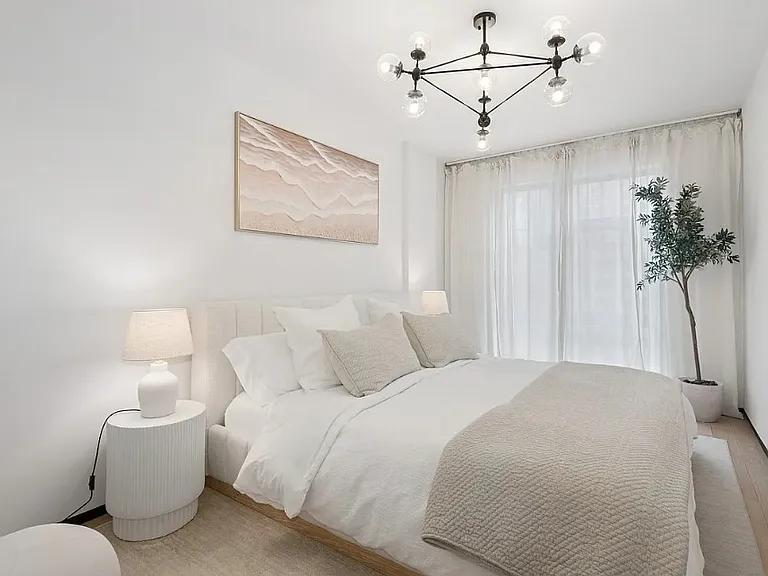 350 W 44th St #403 — Photo 3
