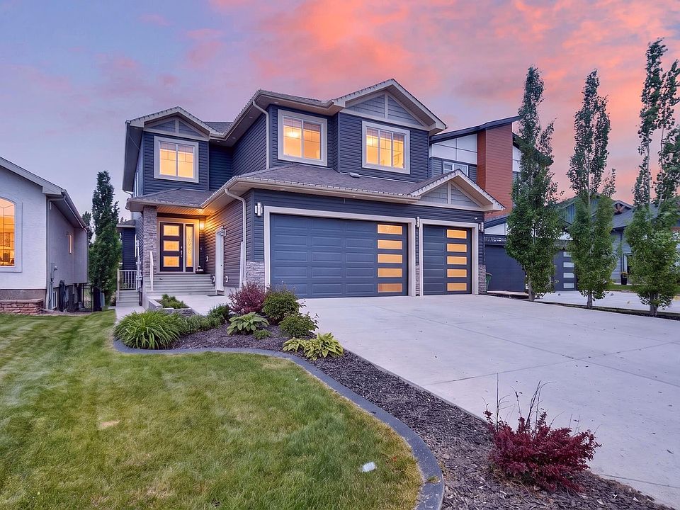 1st image of 92 Lakeland Cres