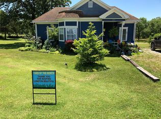 205 E 8th St, Longton, KS 67352