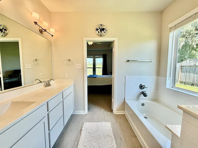 307 Twin Lakes Blvd W — Photo 13