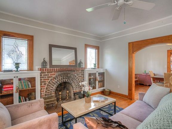 4th image of 1202 E Henry Ave