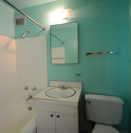 3rd image of 3100 N Lake Shore Dr APT 505
