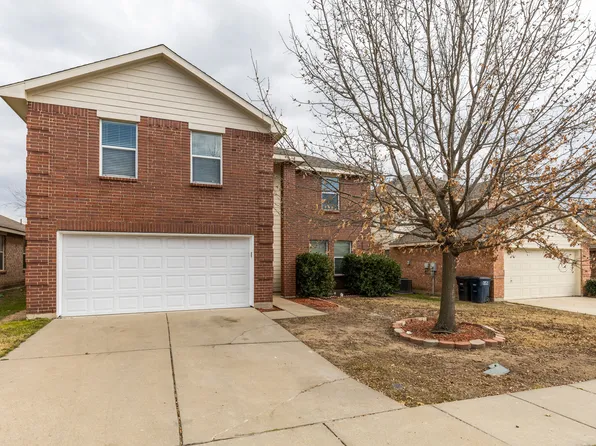 4717 Waterford Dr, Fort Worth, TX 76179