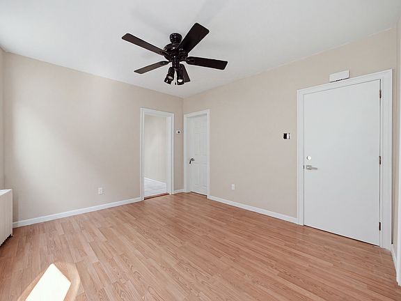 5th image of 29 W 52nd St Floor 2