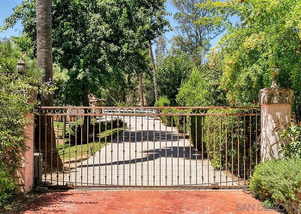 1st image of 25790 Forest Dr